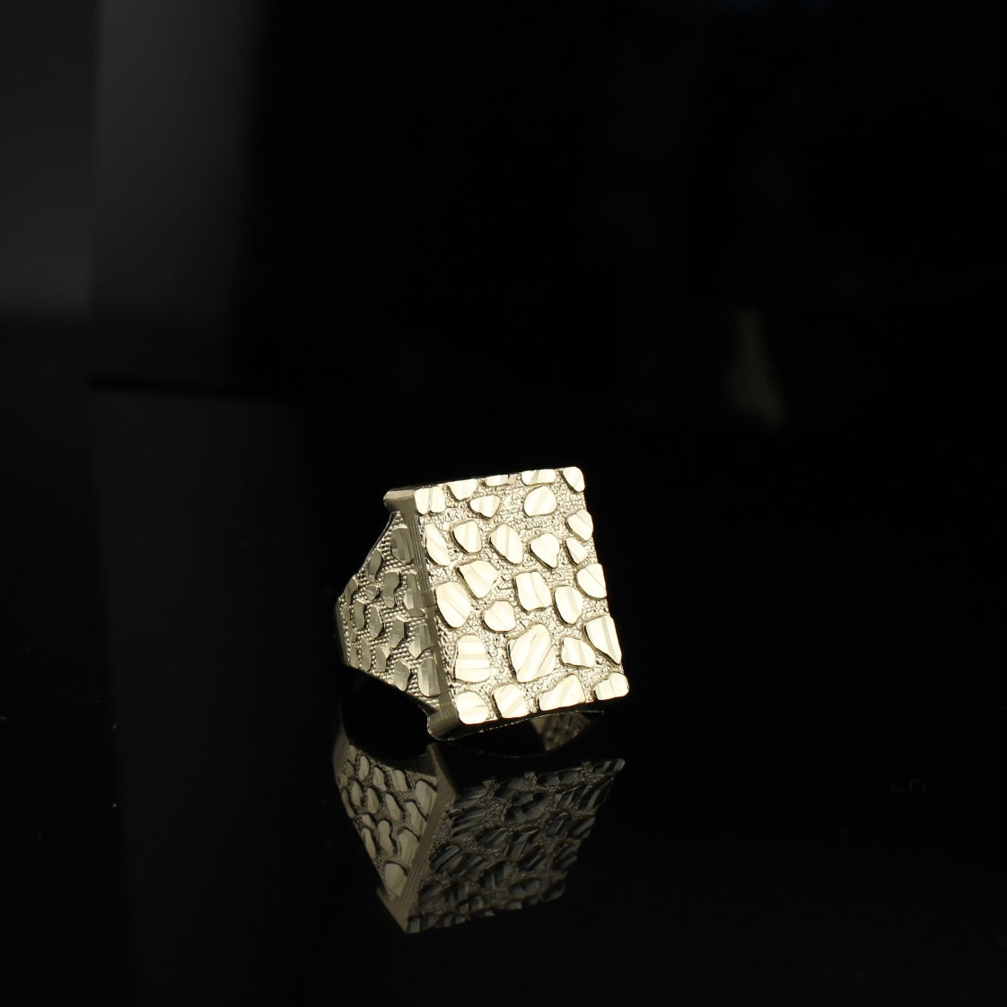 Anillo grande de pepita de oro de 10K auténtico