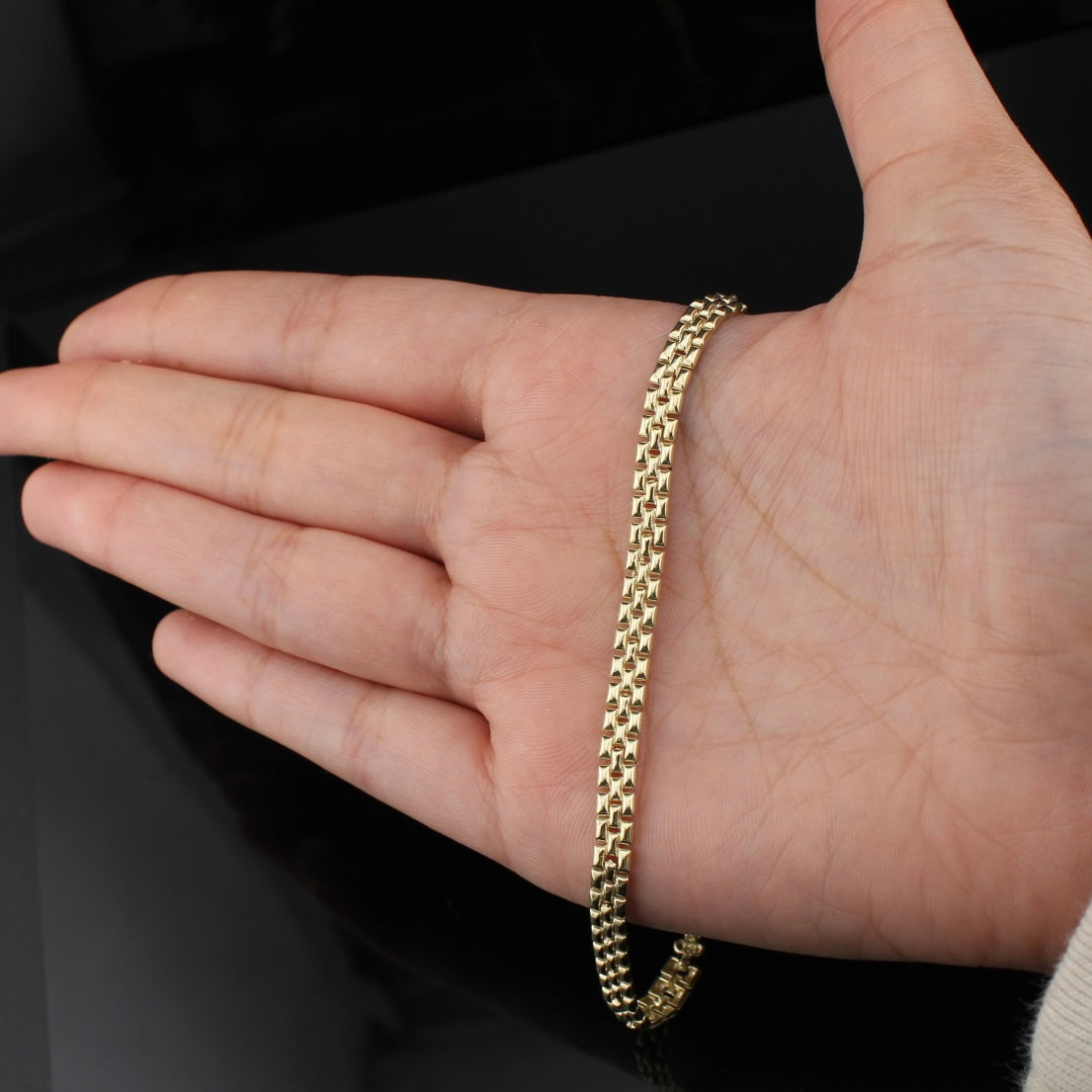 Pulsera Bismarck de oro de 10K auténtico