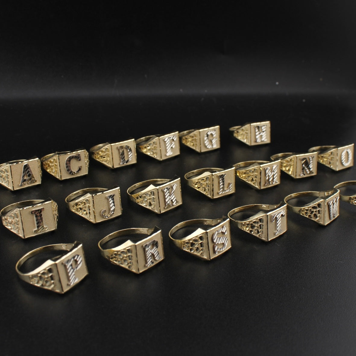 Anillos de oro auténtico de 10 quilates con inicial de pepita TODAS LAS LETRAS