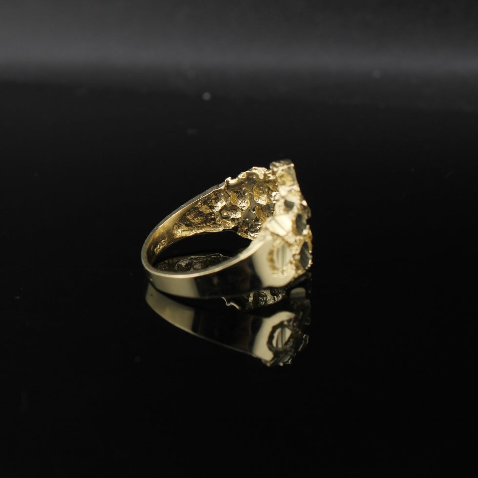 Anillo de oro de 10K auténtico con pepita y cruz