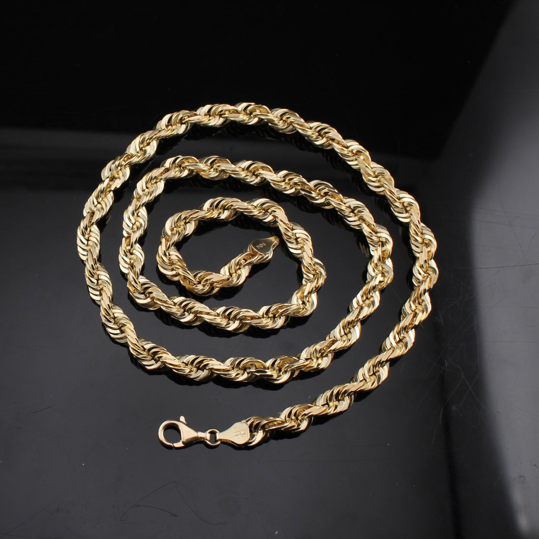 Cadena de oro macizo de 10 quilates