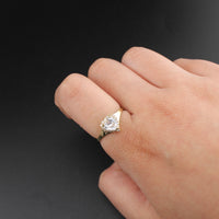 Anillo de corazón de oro auténtico de 14K