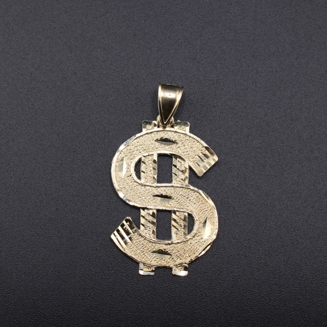 Dije con el signo de dólar de oro de 10K auténtico