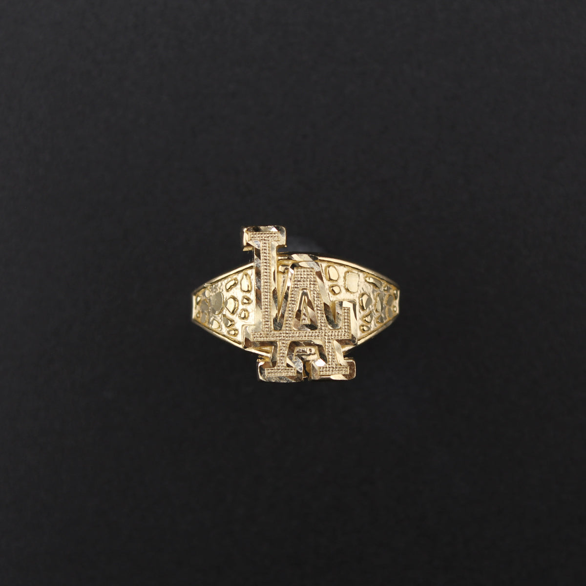 Anillo LA de oro de 10K auténtico