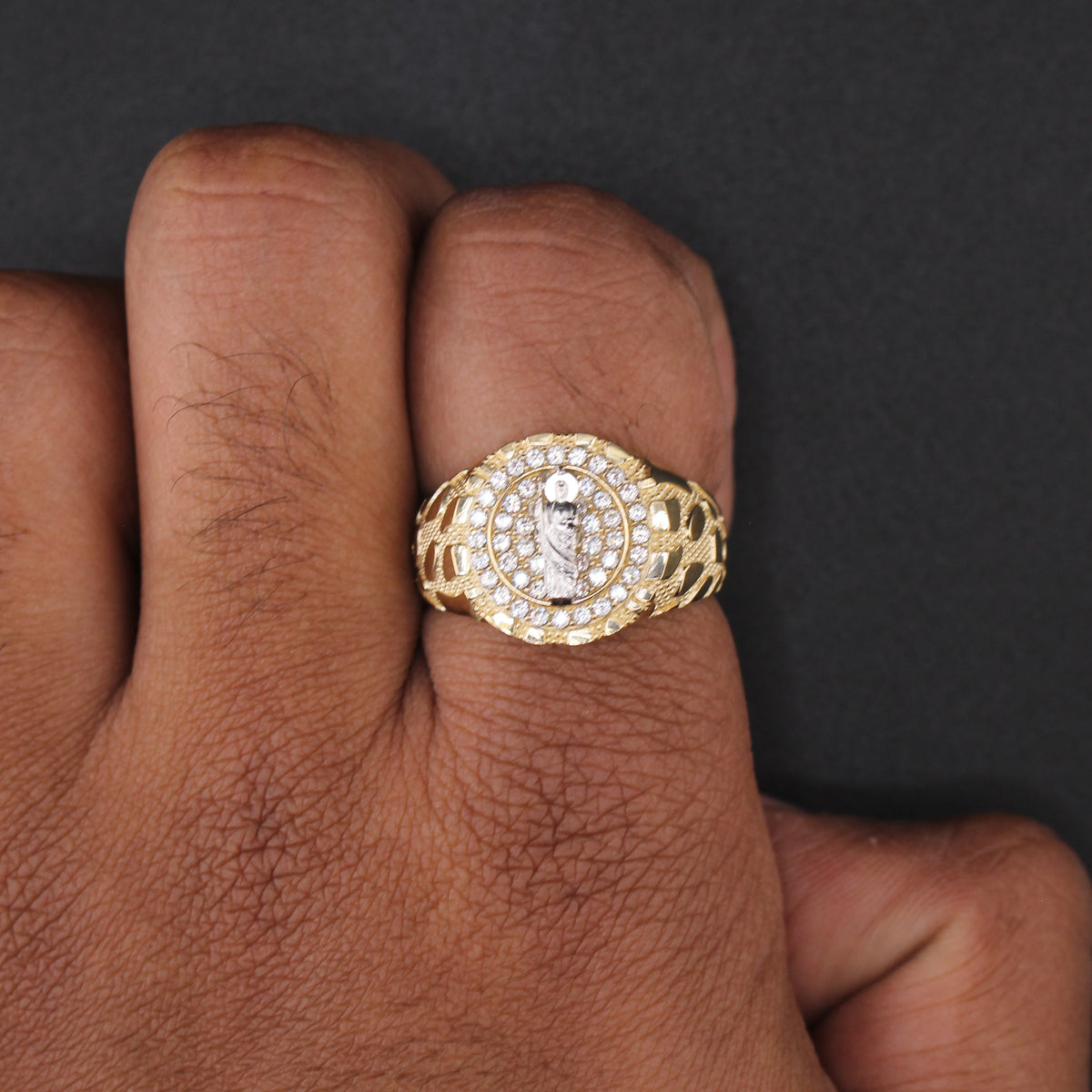Anillo redondo de San Judas de oro de 10K auténtico