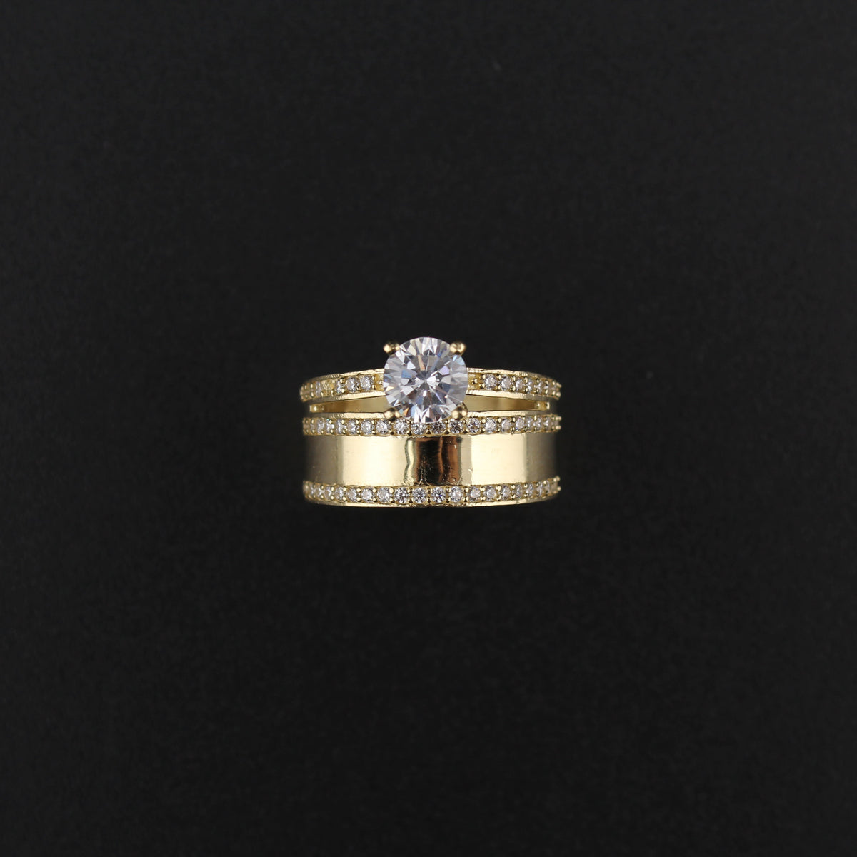 Real 10K Gold Ladies Ring Single Stone