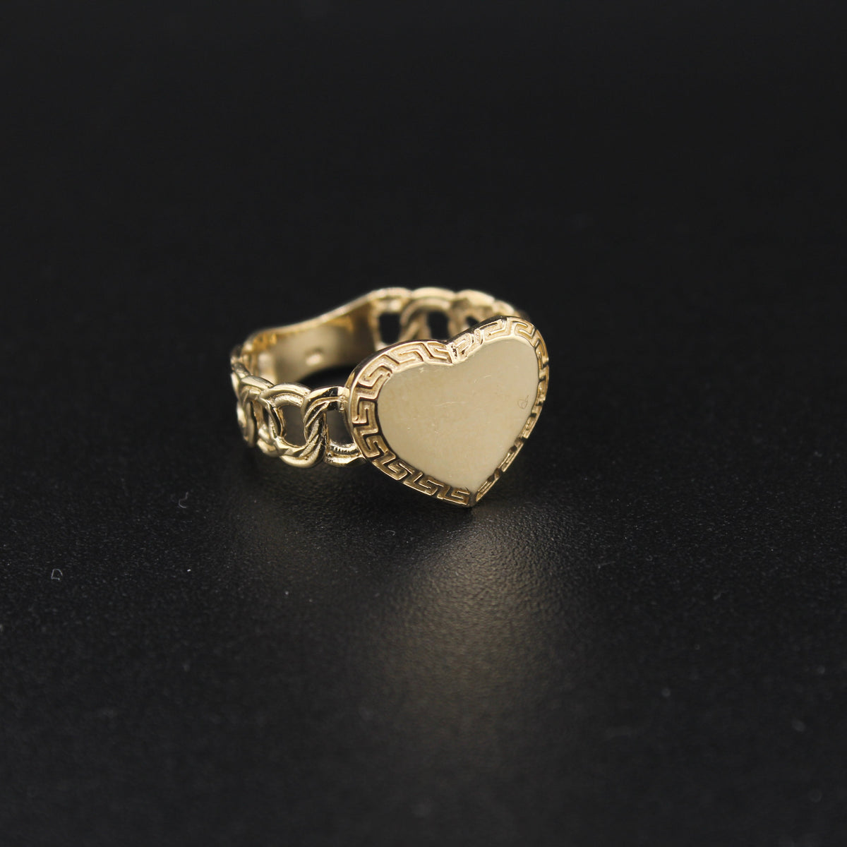 Anillo Corazón de Oro de 10K auténtico