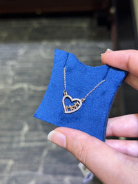 10K Diamond Mom Necklace 0.19 CTW