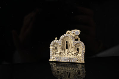 10K Last supper pendant with cubic zirconia stones