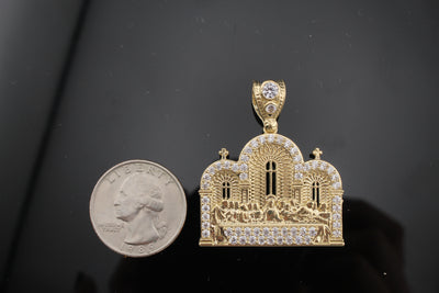 10K Last supper pendant with cubic zirconia stones
