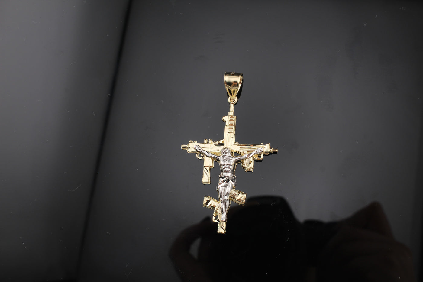 10K Diamond Cut Cross Jesus gun pendant