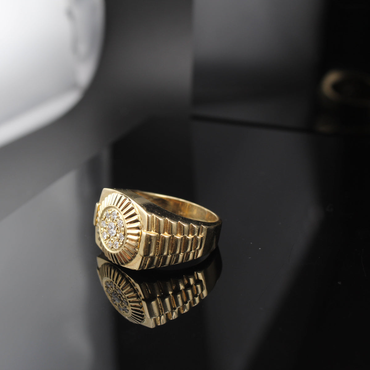Anillo de oro de 14 quilates con diamantes para hombre
