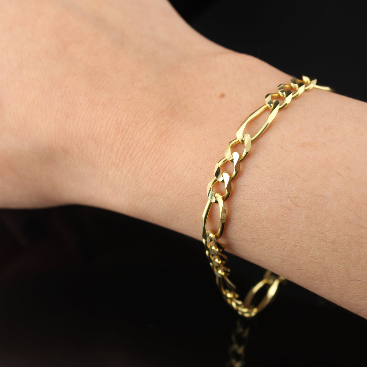 Pulsera de cadena Fígaro de oro de 14 quilates auténtico