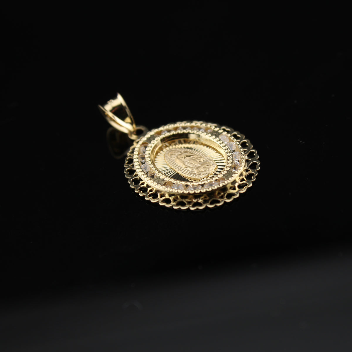 Colgante de la Virgen María de oro de 10K auténtico
