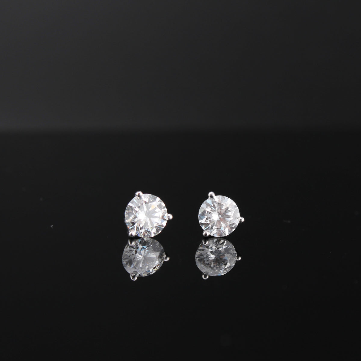 Pendientes de oro de 10K auténtico de 2.00 ct con diamantes de laboratorio