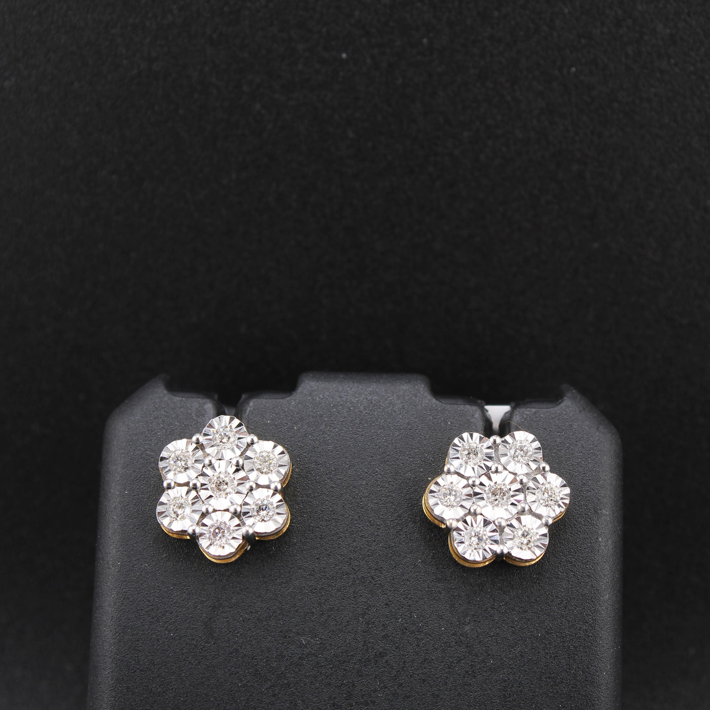 10K Flower Diamond Studs 0.50 CTW