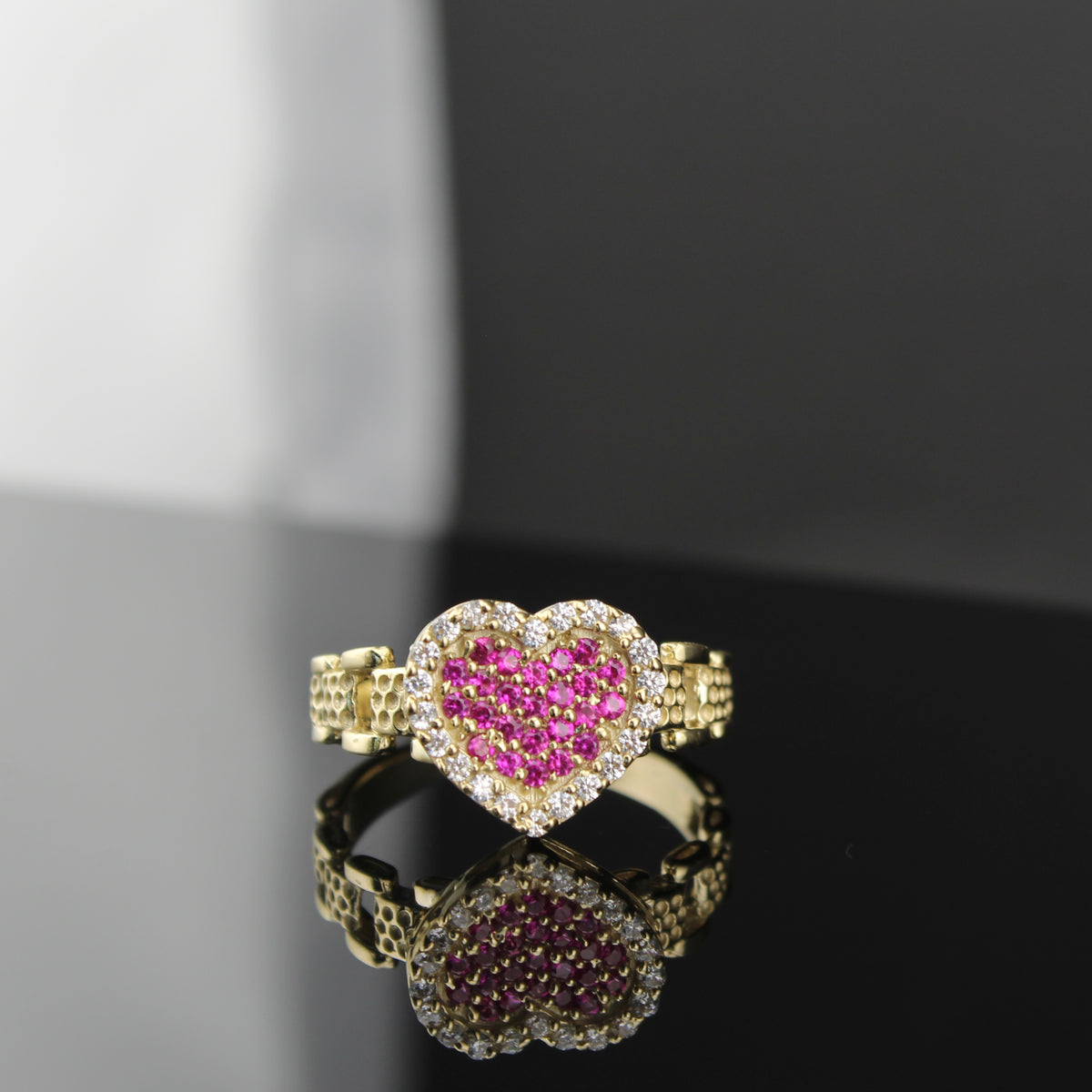 Anillo de Corazón Rosa de Oro de 10K auténtico