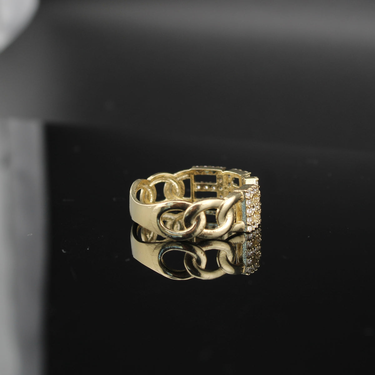 Anillo "Babe" de oro de 10K auténtico