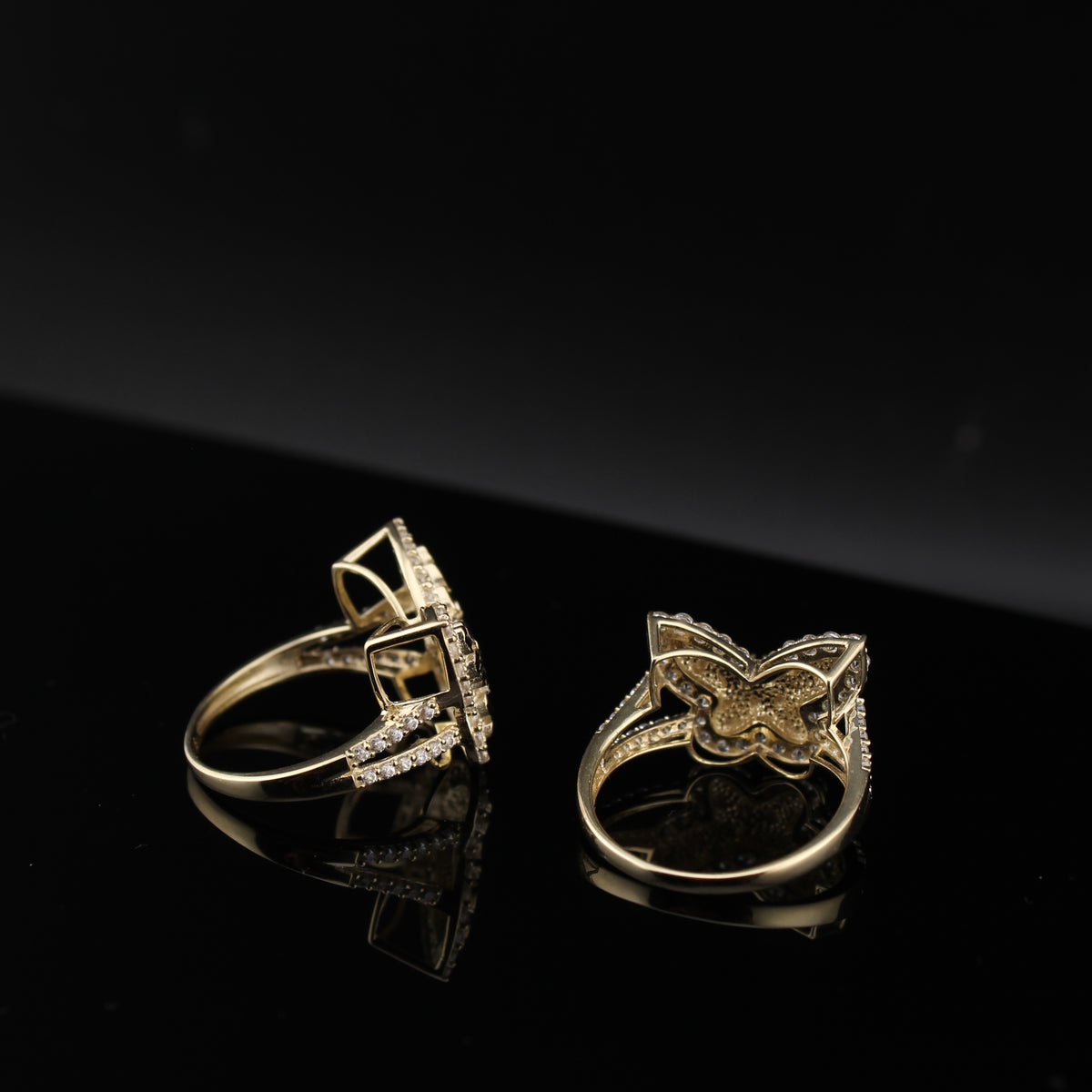 Anillo de mariposa pepita de oro de 10K auténtico