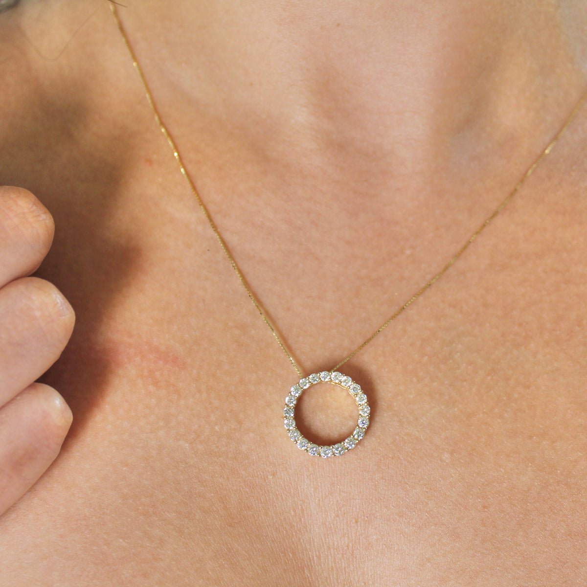 Real 10K Gold Diamond Round Necklace 1.00 CTW