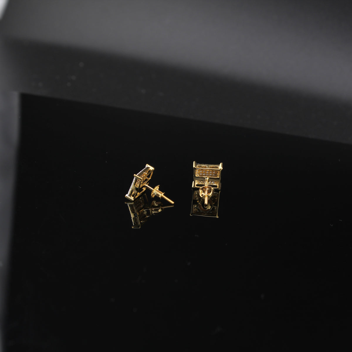 Pendientes de oro de 10K auténtico con diamantes cuadrados de 0,23 CTW