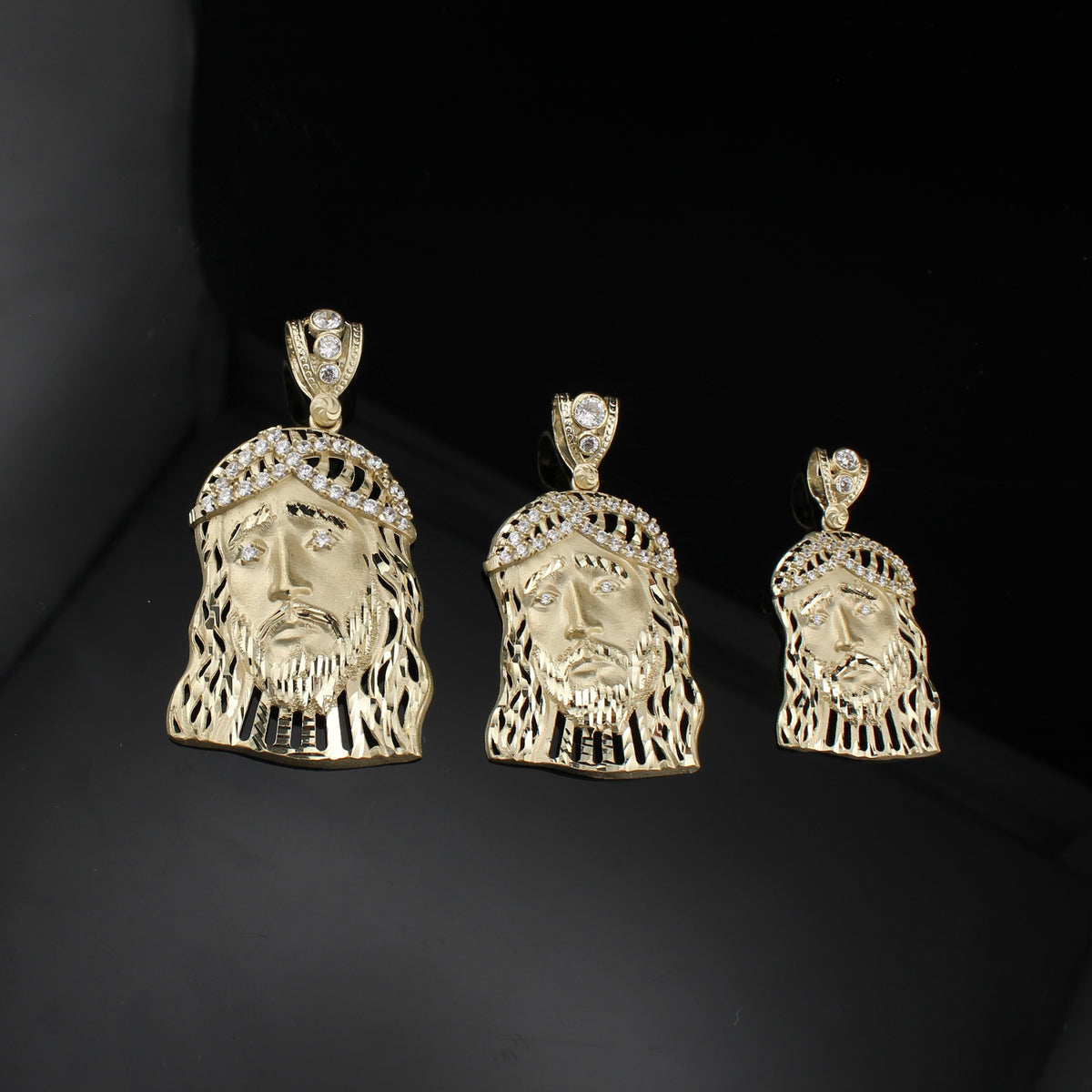 Colgante con Cara de Jesús de Oro de 10K auténtico