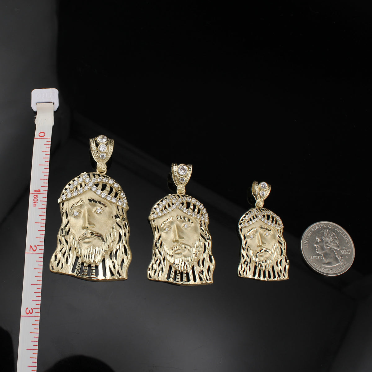 Colgante con Cara de Jesús de Oro de 10K auténtico
