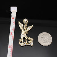 Colgante de ángel de oro de 10K real
