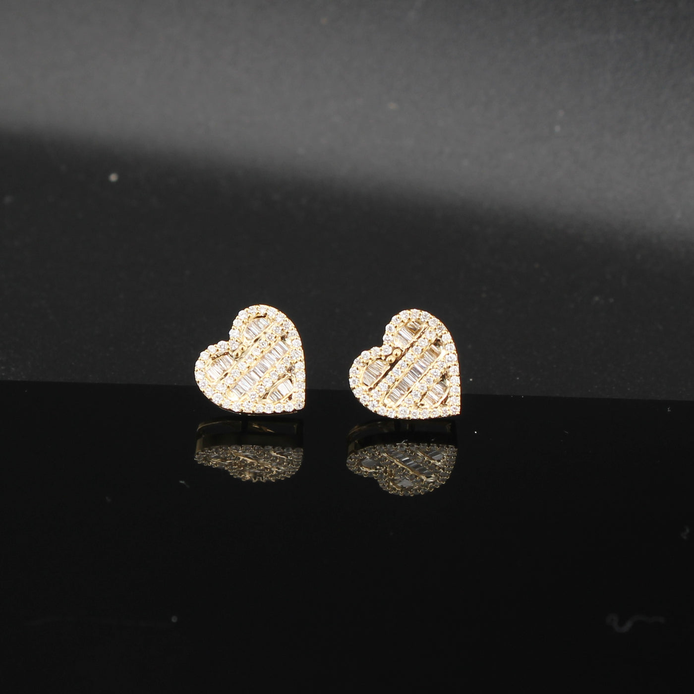 10K Diamond Heart Studs