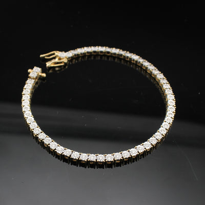10K Diamond Tennis Bracelet 1.1 Ctw