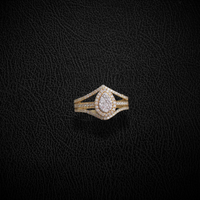 Anillo de pera con diamante de oro de 10 quilates auténtico