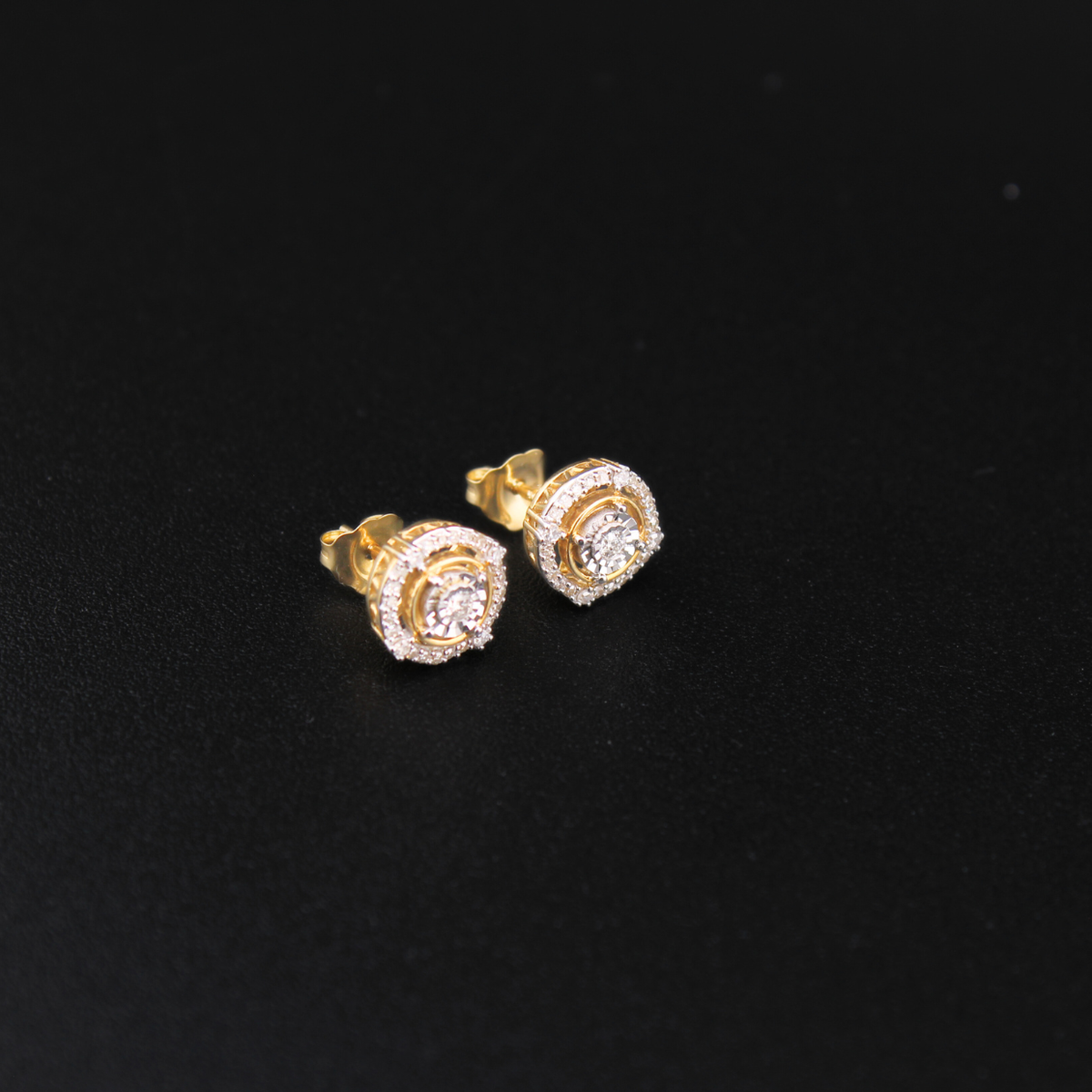 Real 10K Gold Diamond Ear Ring