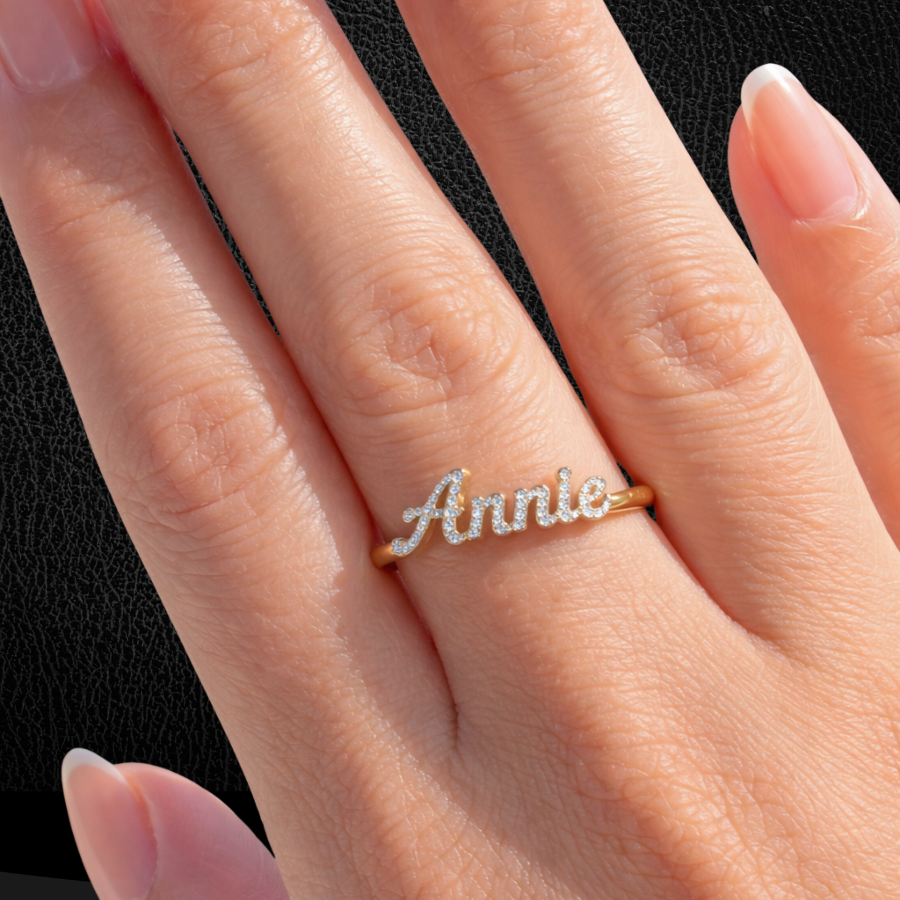 Anillo de Oro 10K Auténtico con Diamantes, Personalizado con Nombre
