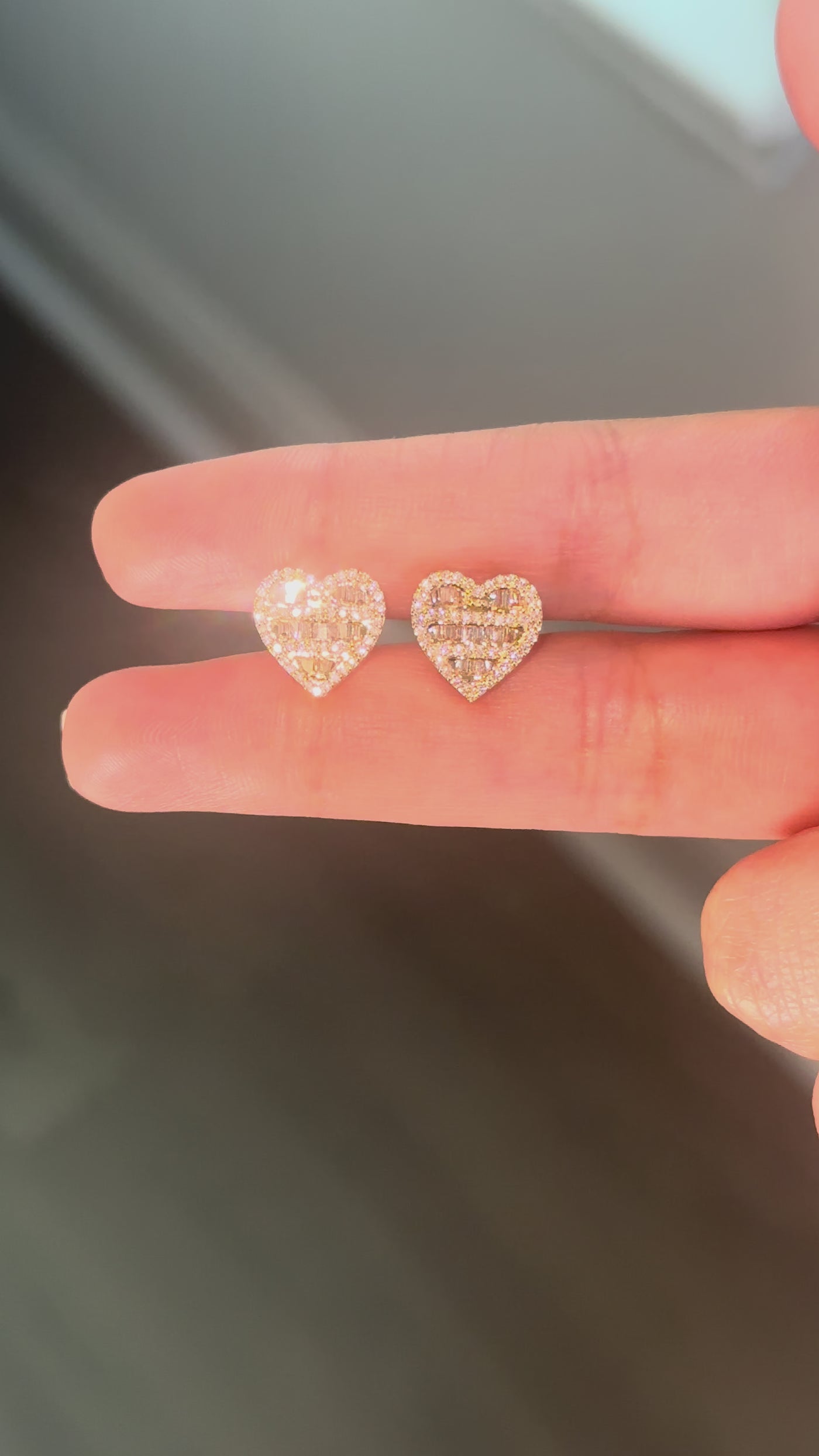 10K Diamond Heart Studs