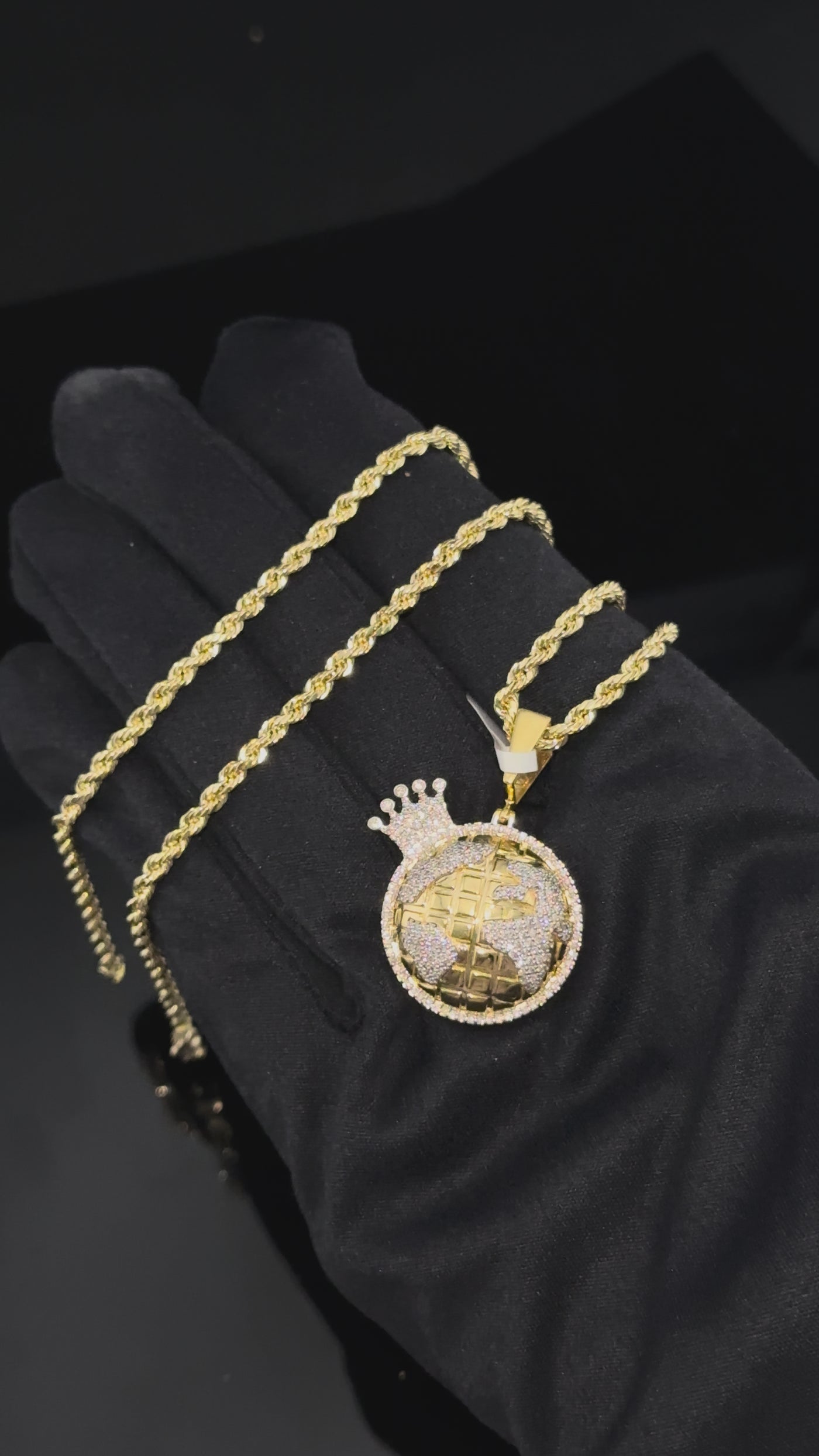 10K Diamond Earth Pendant & Chain