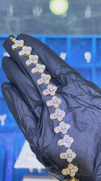 10K Diamond Cross Bracelet 3.0CTW
